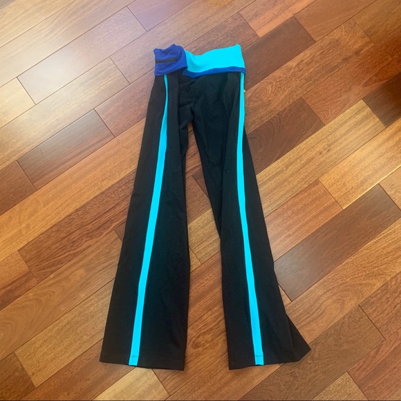 Ph8 (Bebe Sport) Fold over Pants in Small - Picture 12 of 16